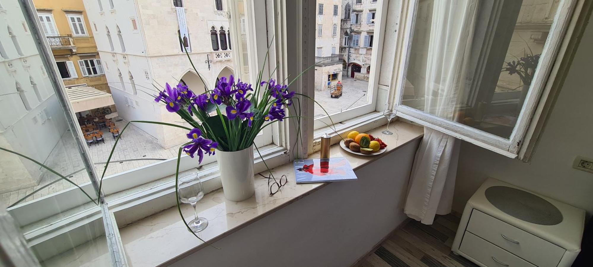Old Square View Apartment Сплит Екстериор снимка